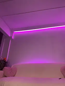 Snapshot of ScarletFlameee chatting on March 2026 08:24:02 PM ScarletFlameee online show from March 2026 08:24:02 PM