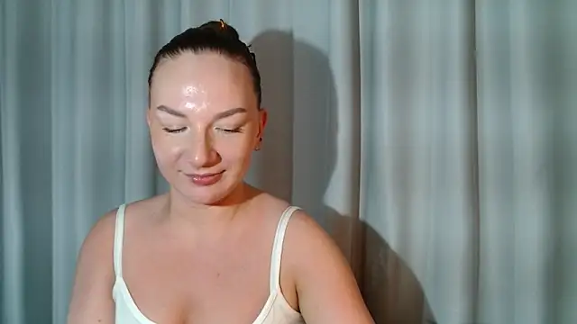 Belle Fiesta online show from April 2026 01:42:02 AM