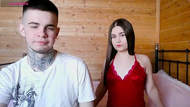 Snapshot of LucyMur chatting on March 2026 10:21:01 AM LucyMur online show from March 2026 10:21:01 AM