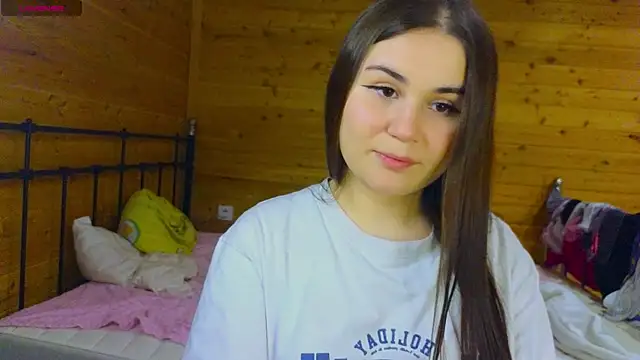 Snapshot of LucyMur chatting on March 2026 03:12:02 PM LucyMur online show from March 2026 03:12:02 PM