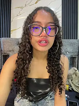 Snapshot of Bunny_fire chatting on March 2026 07:07:02 PM Bunny fire online show from March 2026 07:07:02 PM