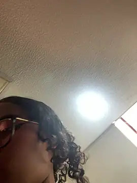 Snapshot of Bunny_fire chatting on April 2026 07:15:01 PM Bunny fire online show from April 2026 07:15:01 PM