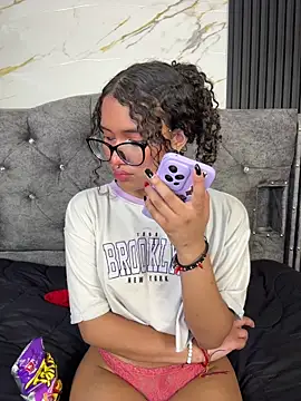 Snapshot of Bunny_fire chatting on April 2026 07:58:01 PM Bunny fire online show from April 2026 07:58:01 PM