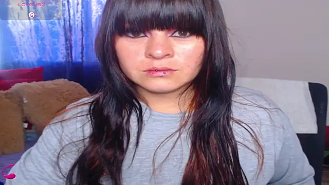 Snapshot of V_ALERY chatting on March 2026 06:55:01 PM V ALERY online show from March 2026 06:55:01 PM