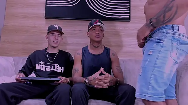 aleck friends online show from March 2026 07:40:02 PM