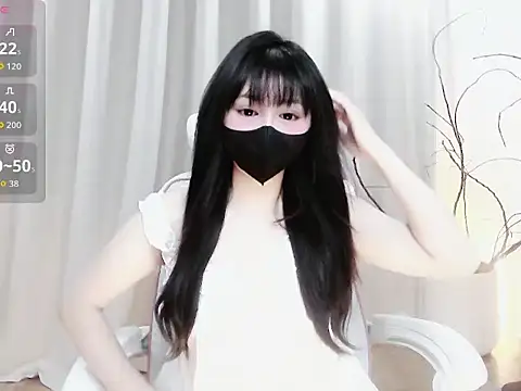 Snapshot of Sweet-Shuna chatting on March 2026 04:33:01 PM Sweet-Shuna online show from March 2026 04:33:01 PM