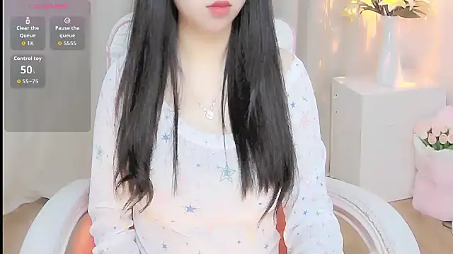 Snapshot of Sweet-Shuna chatting on April 2026 01:41:02 AM Sweet-Shuna online show from April 2026 01:41:02 AM