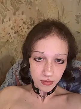 AmanitaXXX69 online show from April 2026 07:42:02 AM