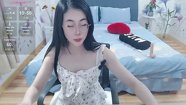 Snapshot of mila-baby-99 chatting on April 2026 01:34:02 AM mila-baby-99 online show from April 2026 01:34:02 AM