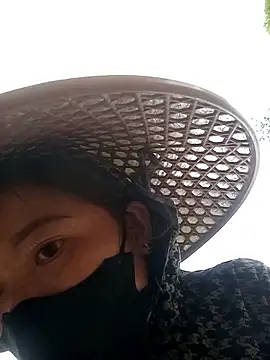 Snapshot of Bling-pusy chatting on March 2026 10:15:01 AM Bling-pusy online show from March 2026 10:15:01 AM