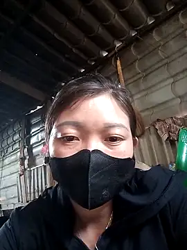 Snapshot of Bling-pusy chatting on April 2026 03:36:02 AM Bling-pusy online show from April 2026 03:36:02 AM