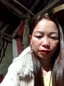 Snapshot of Yellow-pink chatting on March 2026 10:10:01 AM Yellow-pink online show from March 2026 10:10:01 AM