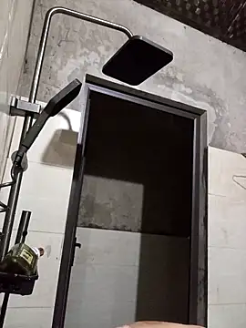 Snapshot of Yellow-pink chatting on April 2026 01:52:02 PM Yellow-pink online show from April 2026 01:52:02 PM