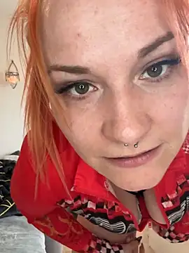 Snapshot of Fiebie_licious_ chatting on April 2026 02:03:02 PM Fiebie licious online show from April 2026 02:03:02 PM