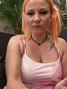 Snapshot of Fiebie_licious_ chatting on June 2026 09:47:01 AM Fiebie licious online show from June 2026 09:47:01 AM