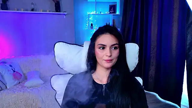 Snapshot of MilaaSweety chatting on April 2026 05:46:02 AM MilaaSweety online show from April 2026 05:46:02 AM