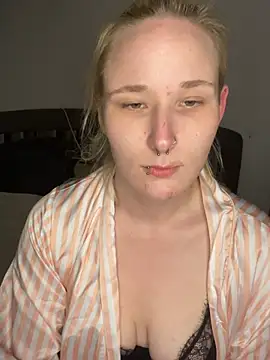 Snapshot of HotPurpleHaze chatting on March 2026 11:41:01 PM HotPurpleHaze online show from March 2026 11:41:01 PM