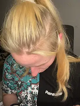 Snapshot of HotPurpleHaze chatting on March 2026 10:48:01 PM HotPurpleHaze online show from March 2026 10:48:01 PM