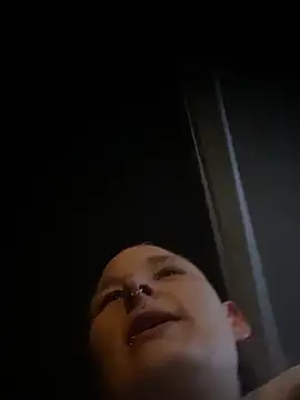 Snapshot of HotPurpleHaze chatting on April 2026 08:28:02 PM HotPurpleHaze online show from April 2026 08:28:02 PM