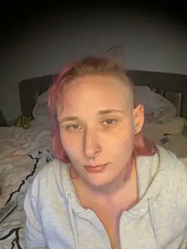 Snapshot of HotPurpleHaze chatting on April 2026 01:19:01 PM HotPurpleHaze online show from April 2026 01:19:01 PM