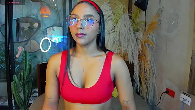 Snapshot of Victoria_Gonzalez chatting on April 2026 11:37:01 AM Victoria Gonzalez online show from April 2026 11:37:01 AM