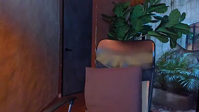 Snapshot of Victoria_Gonzalez chatting on April 2026 12:10:01 PM Victoria Gonzalez online show from April 2026 12:10:01 PM