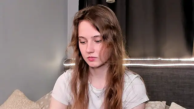 Snapshot of RubieHeiser chatting on April 2026 10:02:01 AM RubieHeiser online show from April 2026 10:02:01 AM