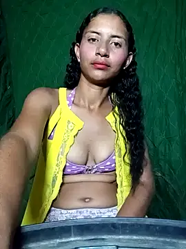 LucyHadans online show from March 2026 02:04:01 AM