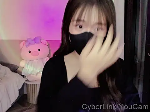 Snapshot of HeooPeppa chatting on April 2026 05:18:01 PM HeooPeppa online show from April 2026 05:18:01 PM