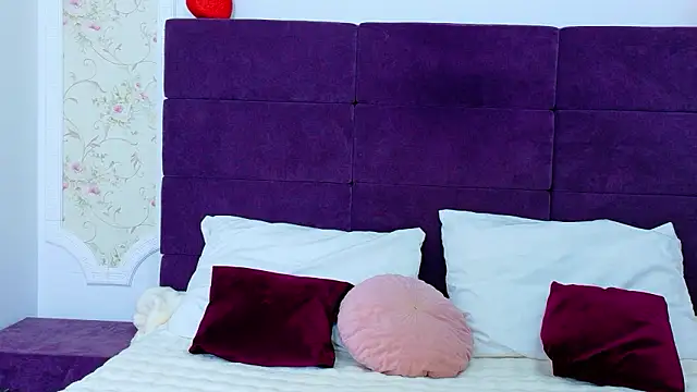 Snapshot of NataliaCroft chatting on March 2026 03:29:01 PM NataliaCroft online show from March 2026 03:29:01 PM