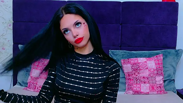 Snapshot of NataliaCroft chatting on April 2026 02:22:01 PM NataliaCroft online show from April 2026 02:22:01 PM