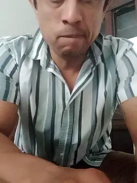 Snapshot of hacheshx chatting on April 2026 08:35:02 PM hacheshx online show from April 2026 08:35:02 PM