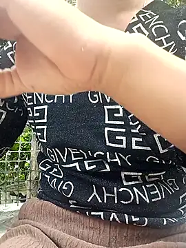 Rosie-LoveU online show from April 2026 12:26:02 AM