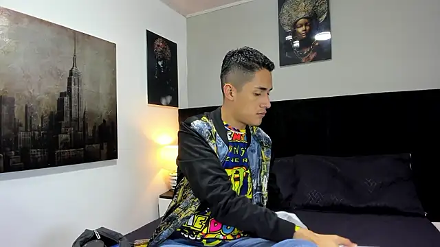 Snapshot of _Alan_Walker_1 chatting on March 2026 01:05:01 PM Alan Walker 1 online show from March 2026 01:05:01 PM