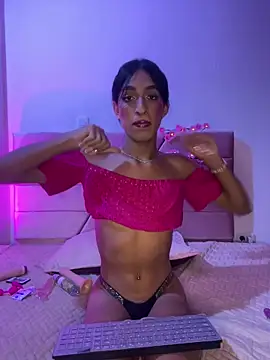 Snapshot of Tentacion_Milly chatting on March 2026 03:52:01 AM Tentacion Milly online show from March 2026 03:52:01 AM