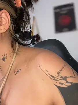 Snapshot of CarolQueen1_ chatting on March 2026 02:23:02 PM CarolQueen1 online show from March 2026 02:23:02 PM