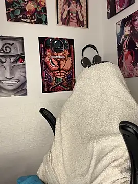 Snapshot of CarolQueen1_ chatting on April 2026 12:32:01 PM CarolQueen1 online show from April 2026 12:32:01 PM