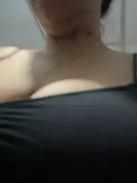 Snapshot of CarolQueen1_ chatting on May 2026 01:06:01 PM CarolQueen1 online show from May 2026 01:06:01 PM