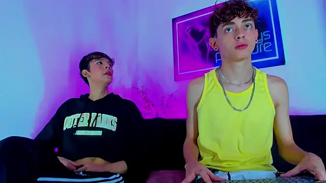 Snapshot of Desire_Boys1 chatting on March 2026 10:59:02 PM Desire Boys1 online show from March 2026 10:59:02 PM