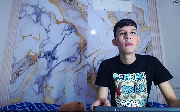 Snapshot of Desire_Boys1 chatting on April 2026 06:25:02 PM Desire Boys1 online show from April 2026 06:25:02 PM