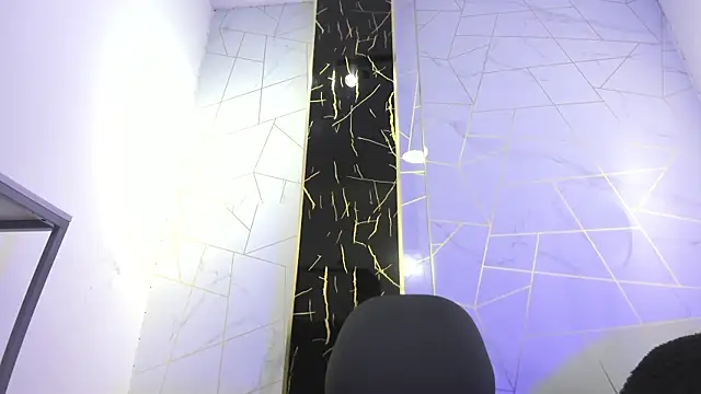 Snapshot of Valentin_Lux chatting on April 2026 03:01:01 AM Valentin Lux online show from April 2026 03:01:01 AM