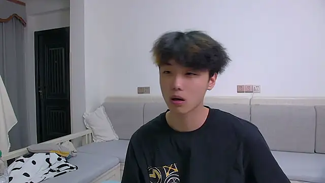 Snapshot of icecream-002 chatting on March 2026 10:30:01 AM icecream-002 online show from March 2026 10:30:01 AM