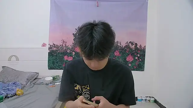 Snapshot of icecream-002 chatting on April 2026 11:42:02 AM icecream-002 online show from April 2026 11:42:02 AM