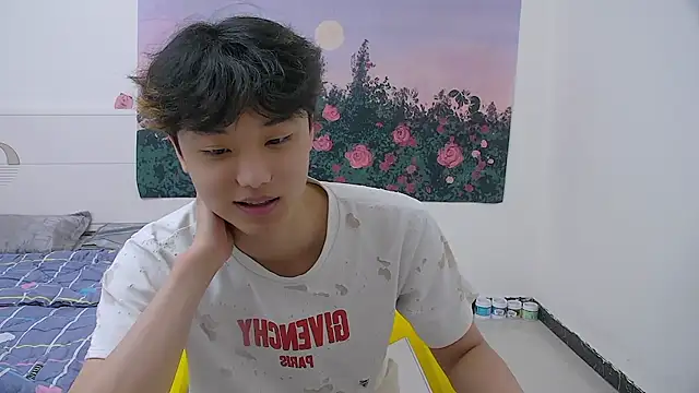 Snapshot of icecream-002 chatting on April 2026 03:42:01 AM icecream-002 online show from April 2026 03:42:01 AM