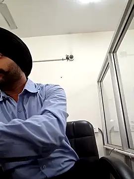 Snapshot of Parm_randhawa chatting on March 2026 09:56:02 AM Parm randhawa online show from March 2026 09:56:02 AM