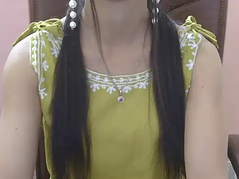 Snapshot of Lovely_Ananta chatting on April 2026 05:38:02 PM Lovely Ananta online show from April 2026 05:38:02 PM