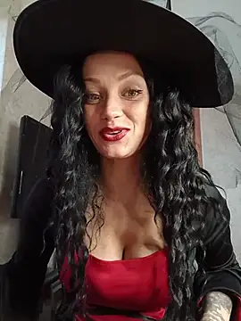 EhidnaLowq online show from April 2026 06:20:02 AM