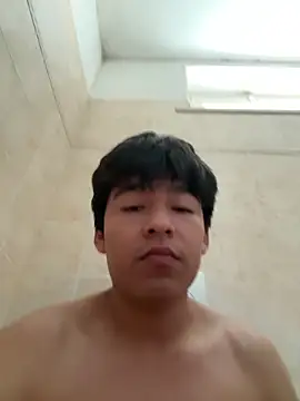 Snapshot of uunico22anni chatting on April 2026 07:17:02 AM uunico22anni online show from April 2026 07:17:02 AM