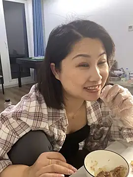 Snapshot of xiaoyi-10 chatting on April 2026 11:48:01 AM xiaoyi-10 online show from April 2026 11:48:01 AM