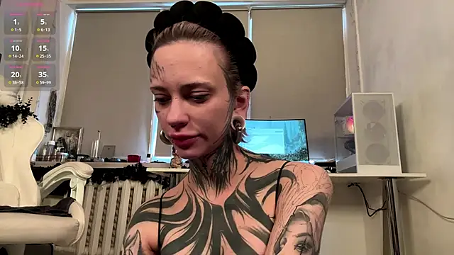 Snapshot of KizzieSherbert chatting on April 2026 01:13:01 PM KizzieSherbert online show from April 2026 01:13:01 PM